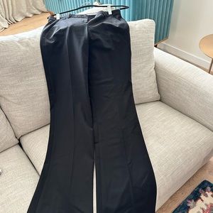 Black theory slack. Worn once. Straight leg. Size 6
